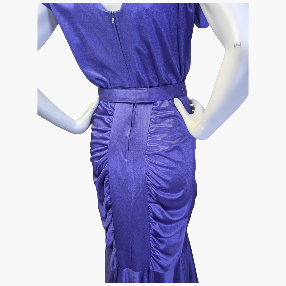 Vintage 1980s Purple Ruched Belted Midi Dress | Made in Canada | Size Medium - Picture 6 of 8